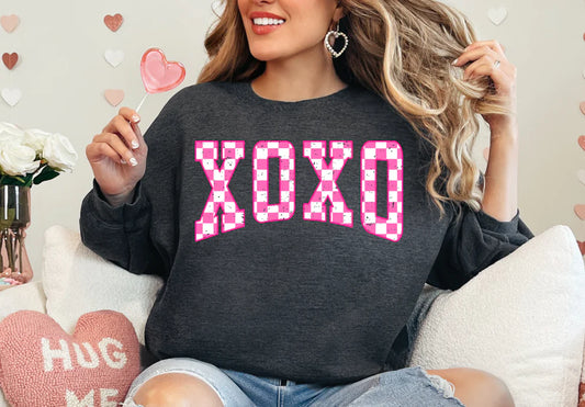 XOXO Checkered Pink